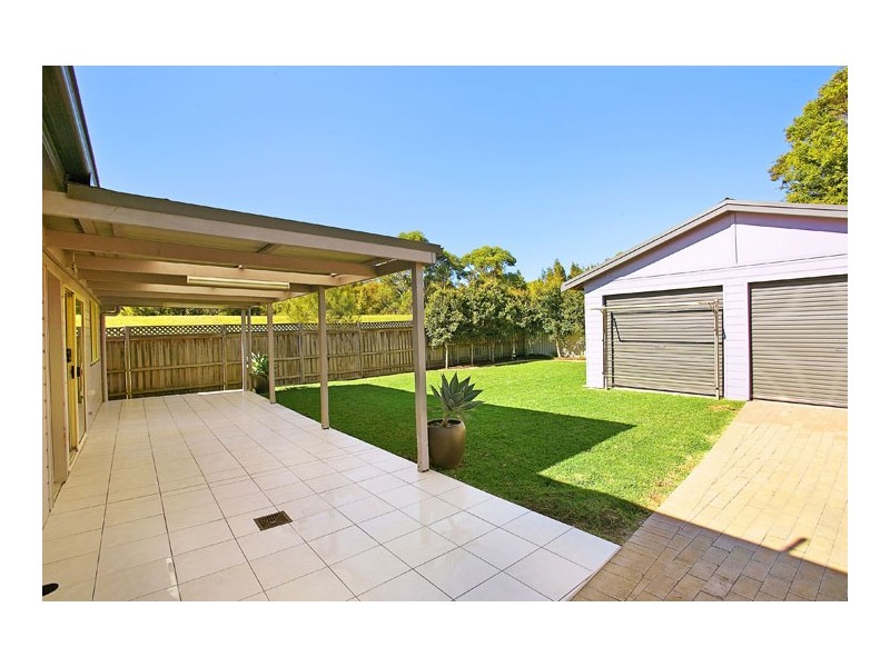 21 Elewa Avenue, Bateau Bay NSW 2261