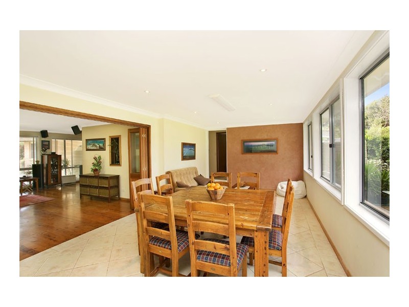 24 Renown Street, Wamberal NSW 2260