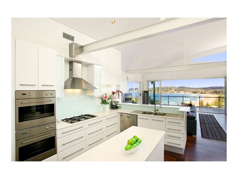 74 Tramway Road, North Avoca NSW 2260