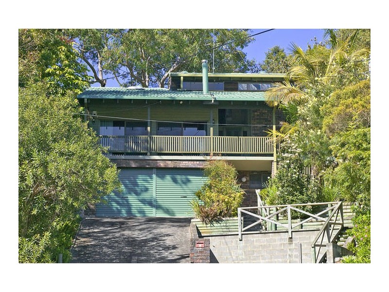 4  Dan Place, Forresters Beach NSW 2260