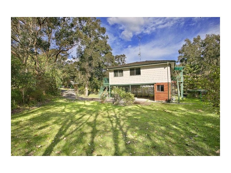 9 Peter Avenue, Forresters Beach NSW 2260