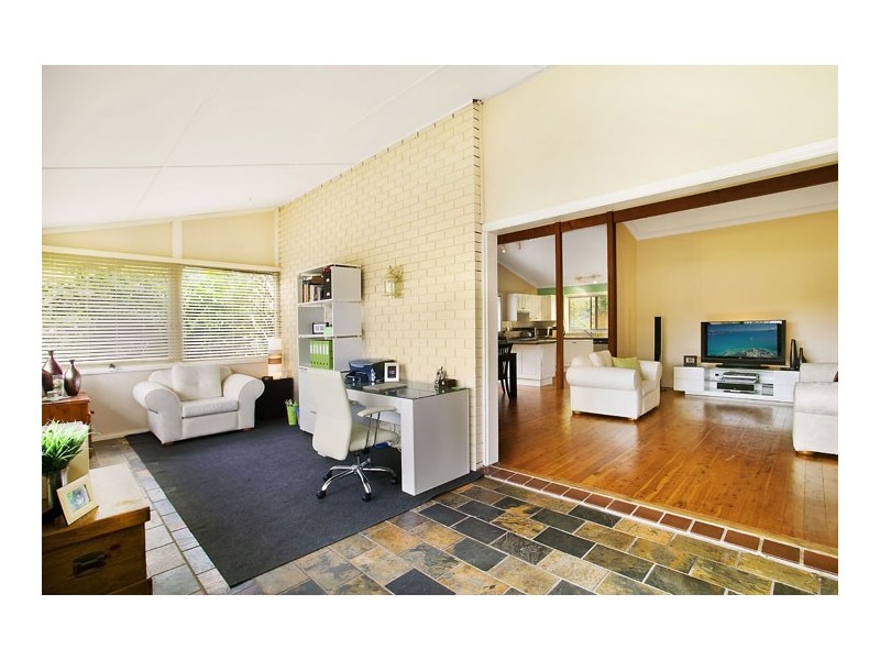 40 Grove Road, Wamberal NSW 2260