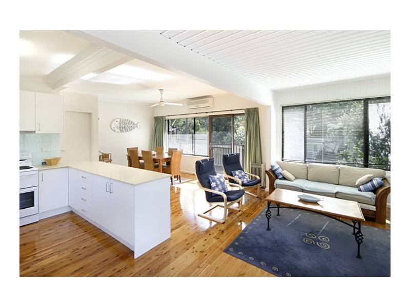 15 Emerald Avenue, Pearl Beach NSW 2256