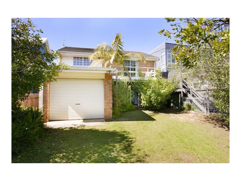 36 North Avoca Parade, North Avoca NSW 2260