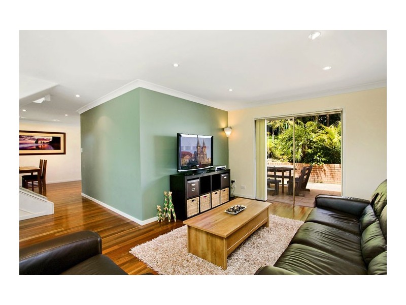 15 John Street, Forresters Beach NSW 2260