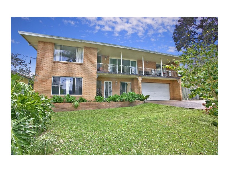 1 Lavinia Street, Forresters Beach NSW 2260