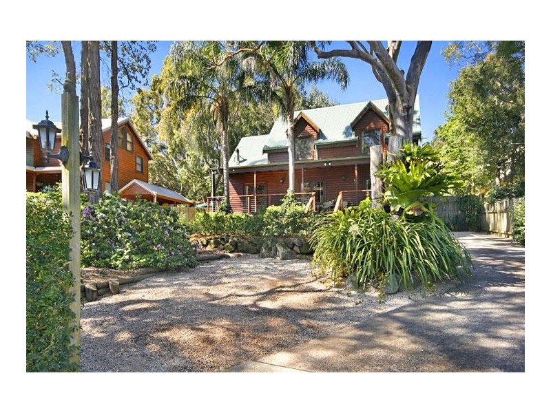 7 Wards Hill Road, Killcare Heights NSW 2257