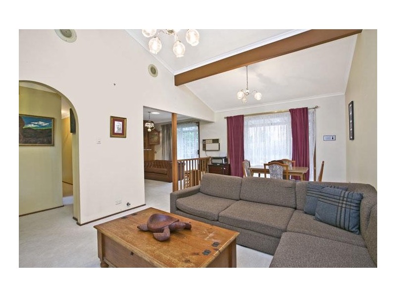 1 Letitia Close, Green Point NSW 2251