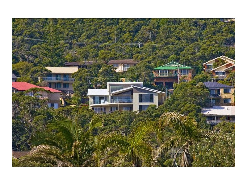 18 Vista Avenue, Copacabana NSW 2251