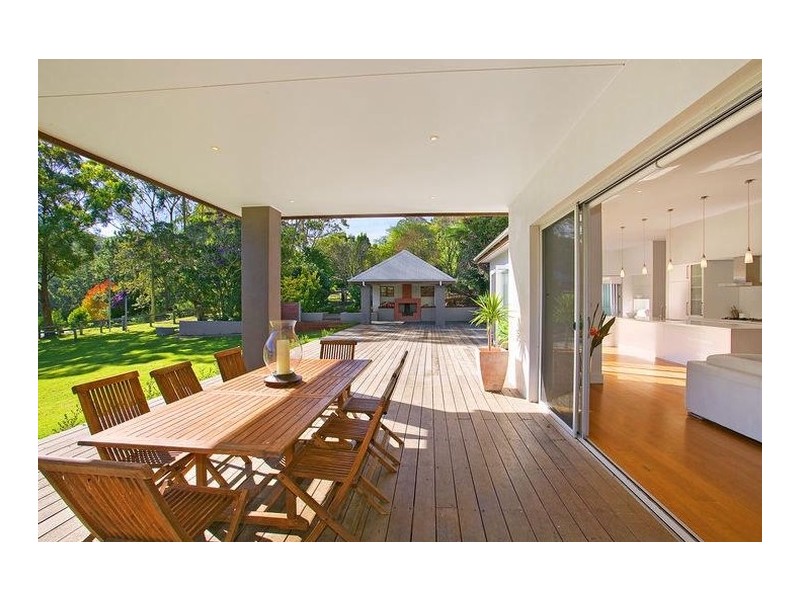 245 Oak Road, Matcham NSW 2250