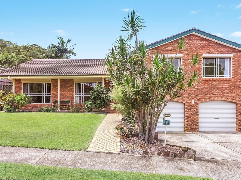 44 Highland Road, Green Point NSW 2251