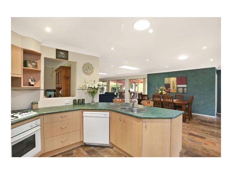 15 Judy Anne Close, Green Point NSW 2251