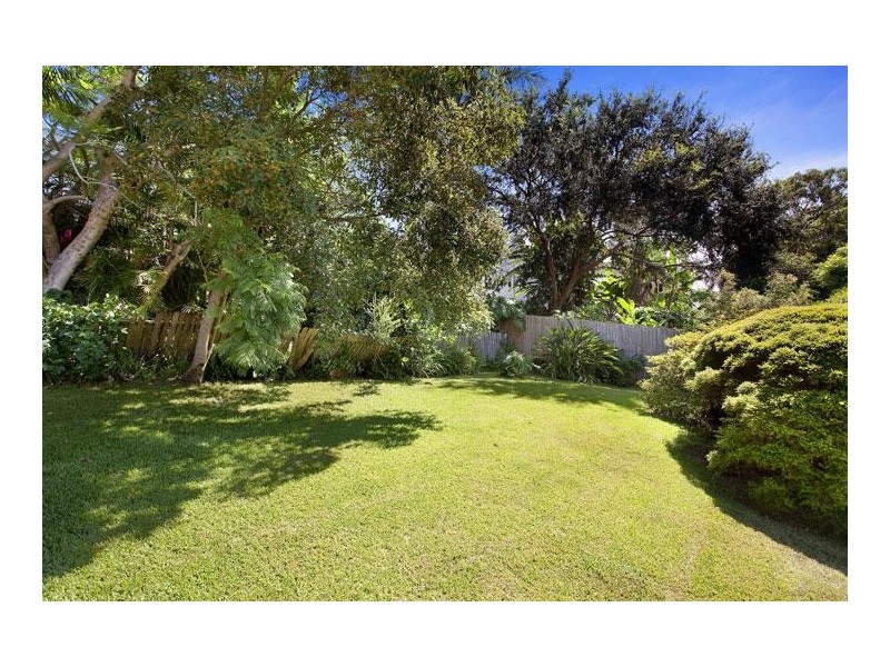 18 Hilltop Road, Wamberal NSW 2260