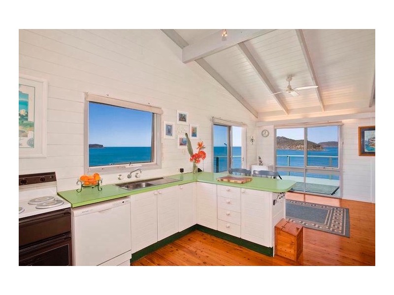 21 Green Point Road, Pearl Beach NSW 2256