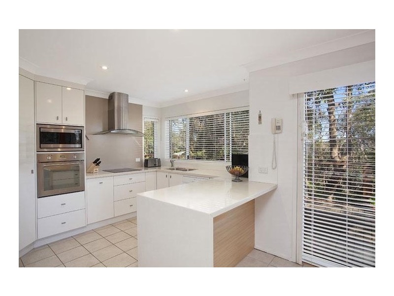 22  Yakaloo Crescent, Forresters Beach NSW 2260