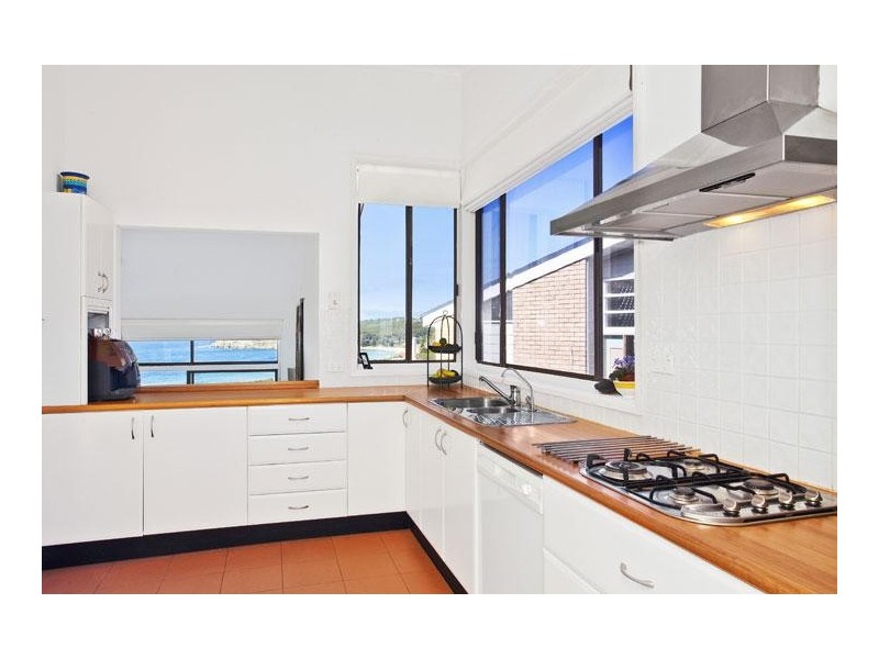 31 Helen Drive, Copacabana NSW 2251