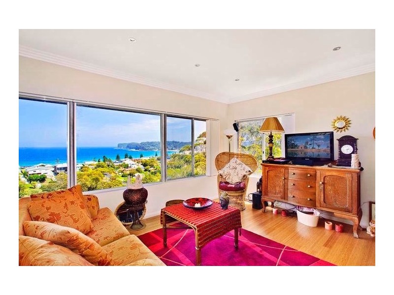 43 Surf Rider Avenue, North Avoca NSW 2260