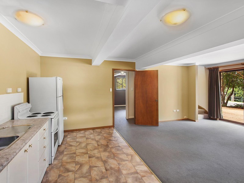 73 Old Gosford Road, Wamberal NSW 2260