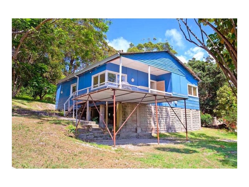 8 MacMaster Parade, Macmasters Beach NSW 2251