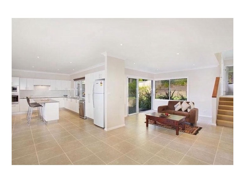 99 Broadwater Drive, Saratoga NSW 2251