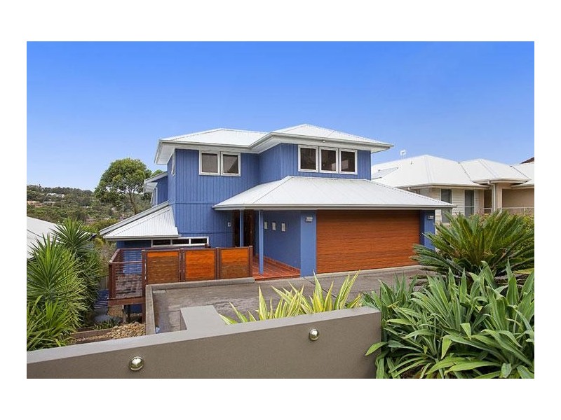 16 Fiesta Crescent, Copacabana NSW 2251