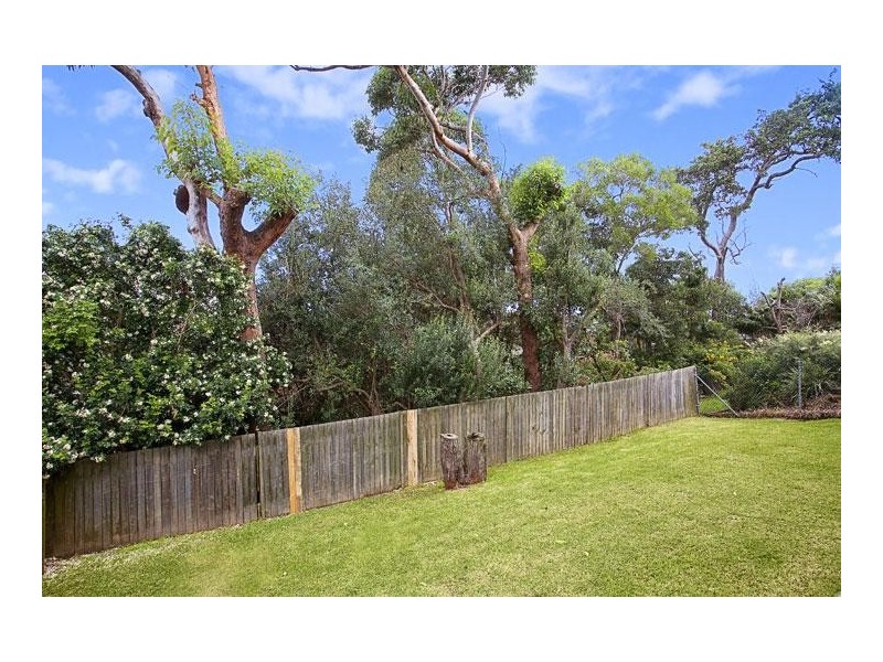 16 Fiesta Crescent, Copacabana NSW 2251