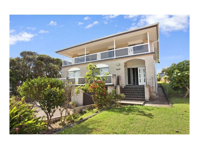 11 Lumeah Avenue, Wamberal NSW 2260