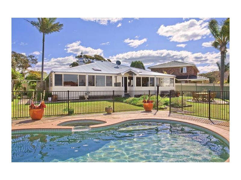 8 Branga Avenue, Copacabana NSW 2251