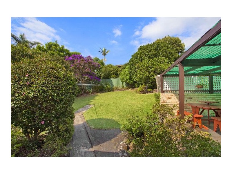 56 Old Gosford Road, Wamberal NSW 2260