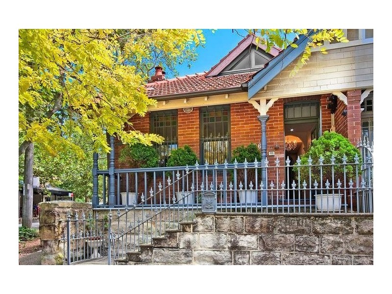 136 Blues Point Road, Mcmahons Point NSW 2060
