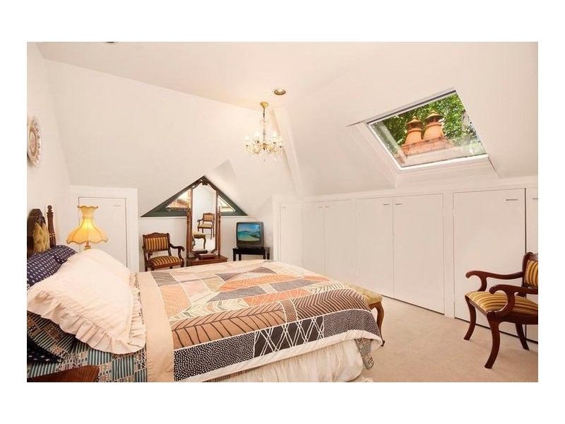 136 Blues Point Road, Mcmahons Point NSW 2060