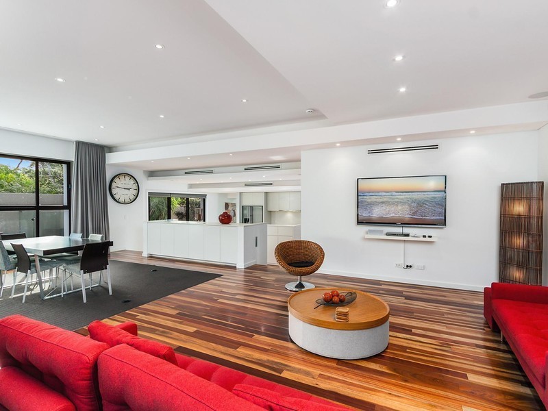 2J Middle Head Road, Mosman NSW 2088