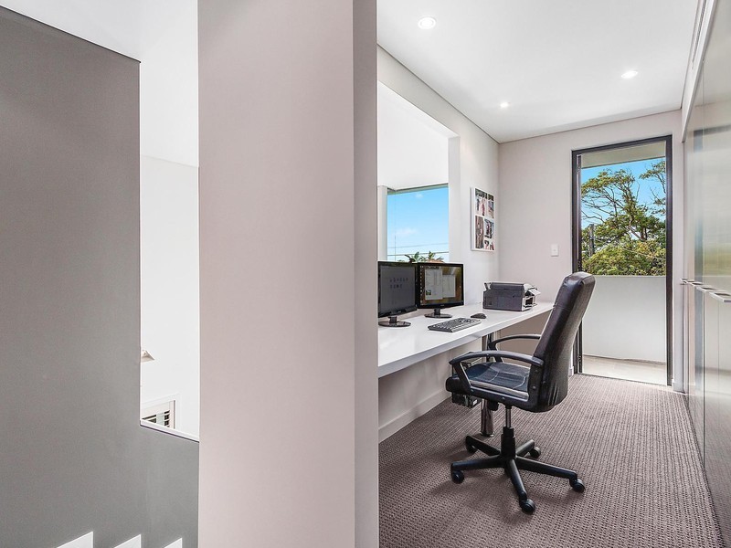 2J Middle Head Road, Mosman NSW 2088