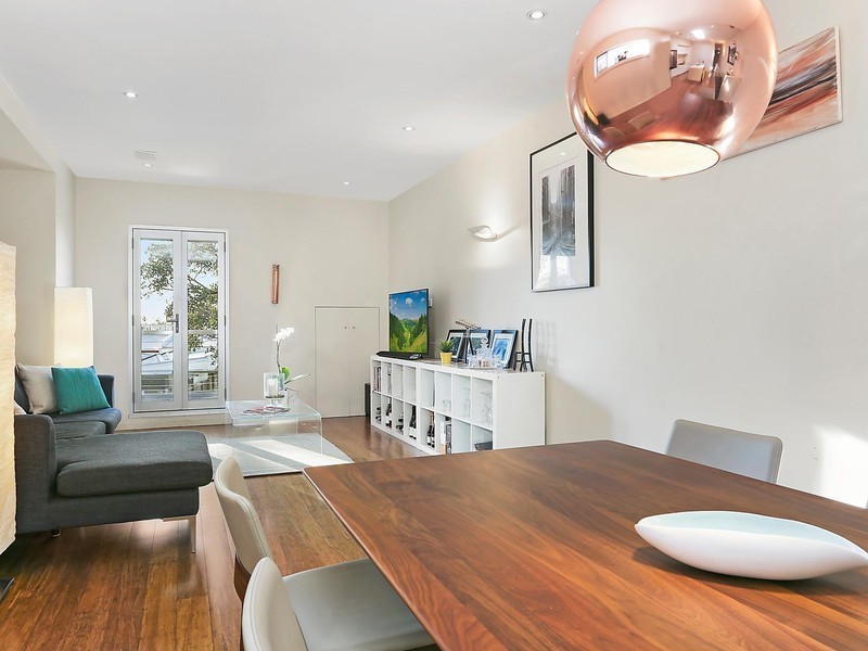 102 Old South Head Road, Woollahra NSW 2025