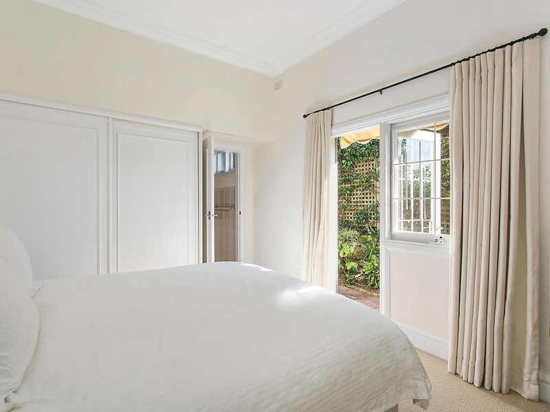 2/208 Raglan Street, Mosman NSW 2088