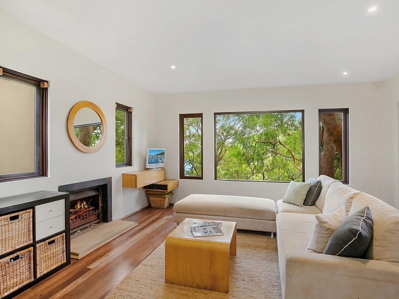 1 The Scarp, Castlecrag NSW 2068