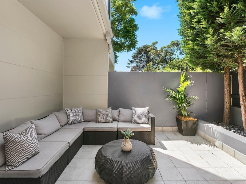 2/100 Ourimbah Road, Mosman NSW 2088