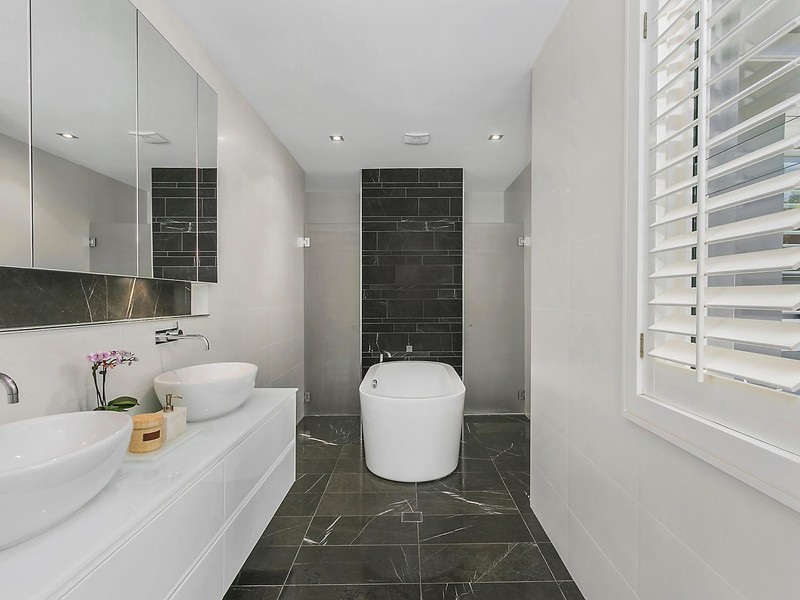 25 Bradleys Head Road, Mosman NSW 2088