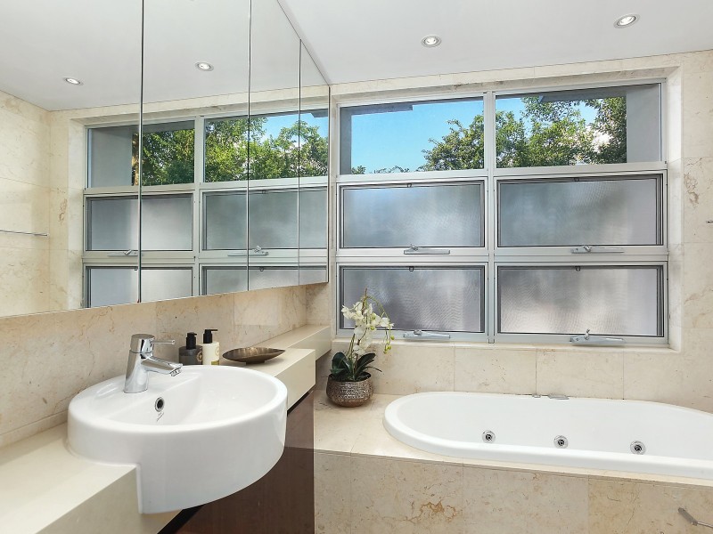 84A Belmont Road, Mosman NSW 2088