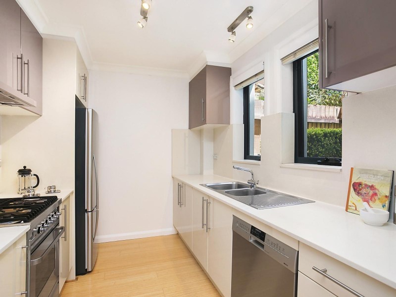 2/830 Military Road, Mosman NSW 2088