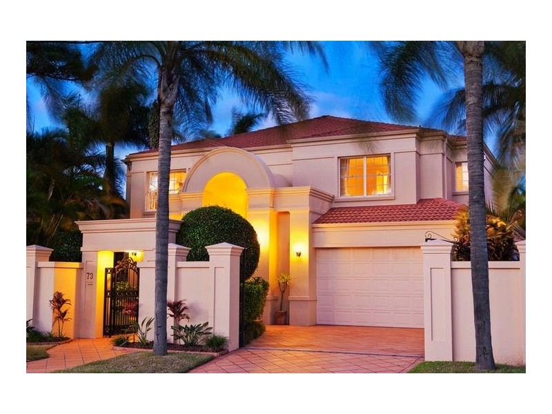 73 The Promenade, Isle Of Capri QLD 4217