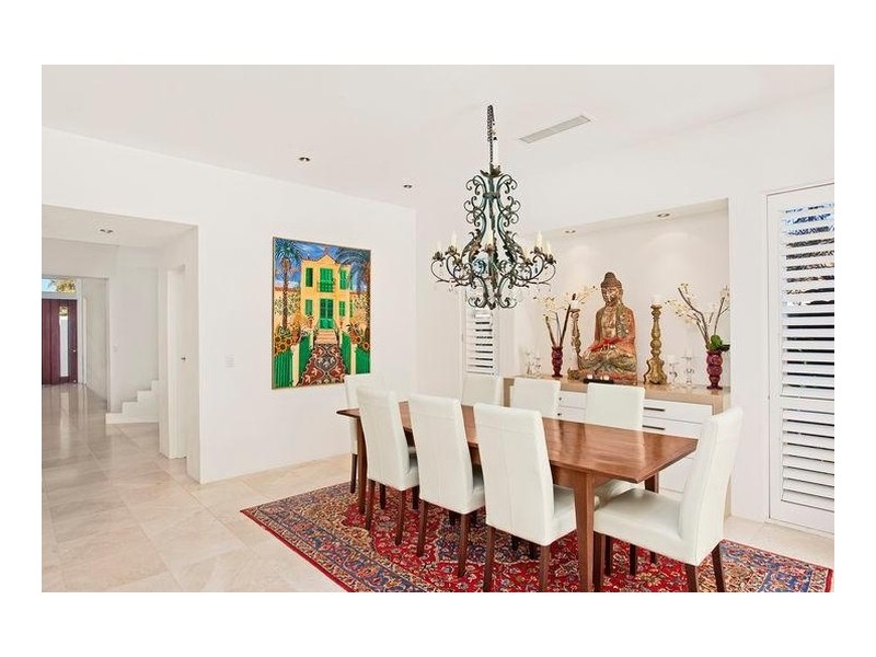 43 Fourth Avenue, Palm Beach QLD 4221