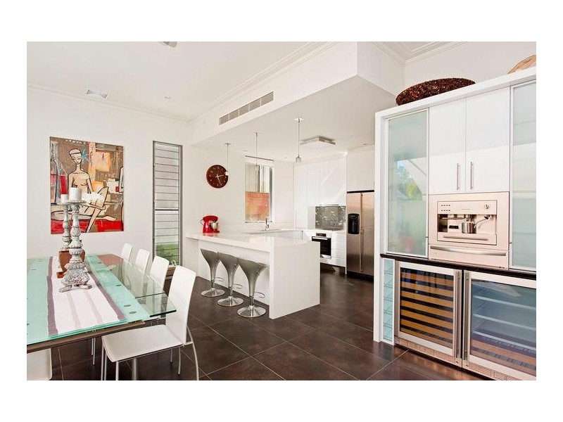23 Messines Crescent, Miami QLD 4220