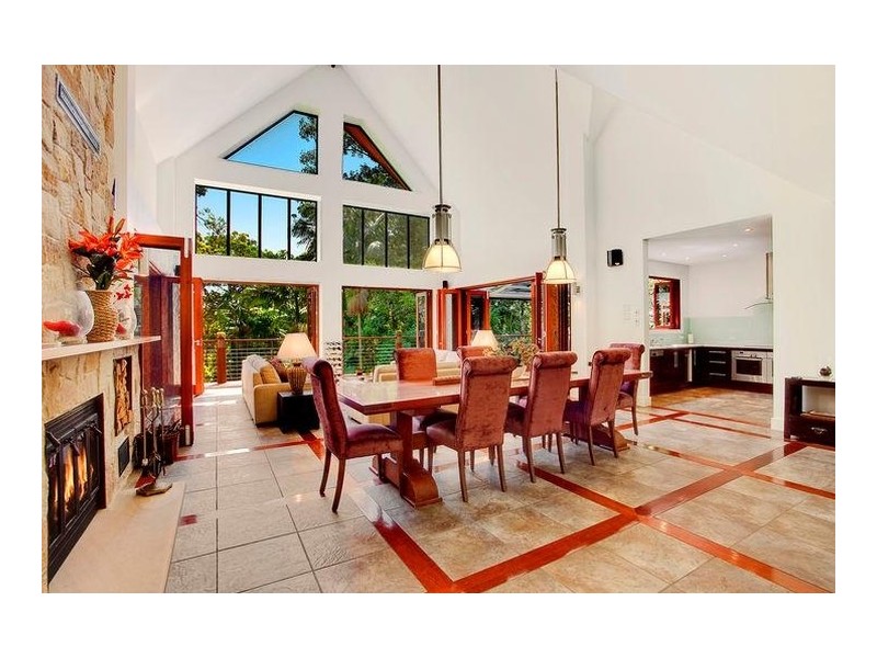 240 Geissmann Drive, North Tamborine QLD 4272