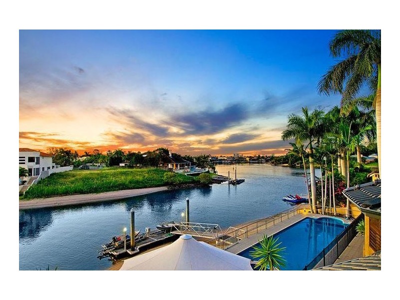 2 Marseille Court, Sorrento QLD 4217