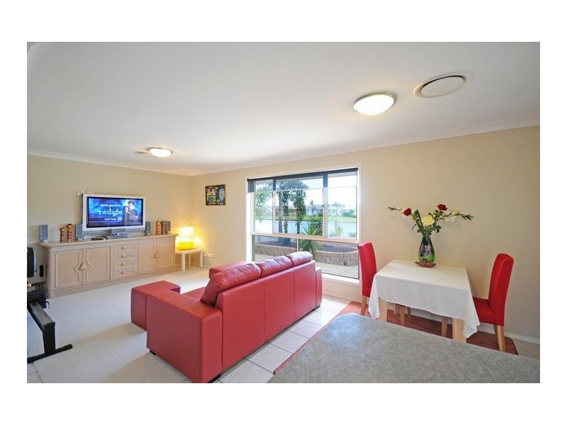 104 Cypress Drive, Broadbeach Waters QLD 4218