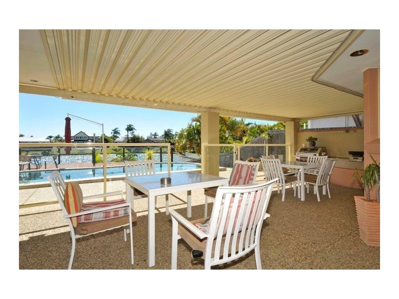 104 Cypress Drive, Broadbeach Waters QLD 4218