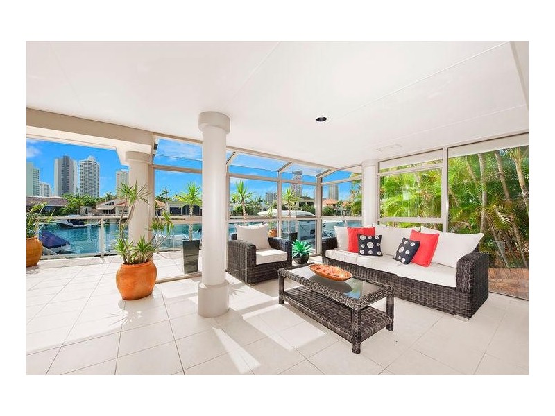 9 Norseman Court, Paradise Waters QLD 4217