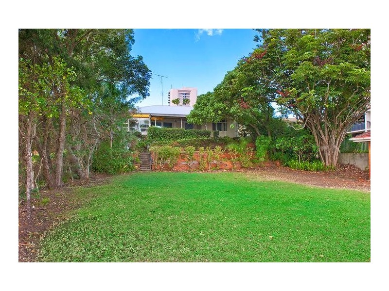 19 Cannes Avenue, Surfers Paradise QLD 4217
