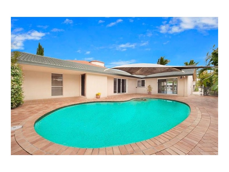 20 Buccaneer Court, Paradise Waters QLD 4217